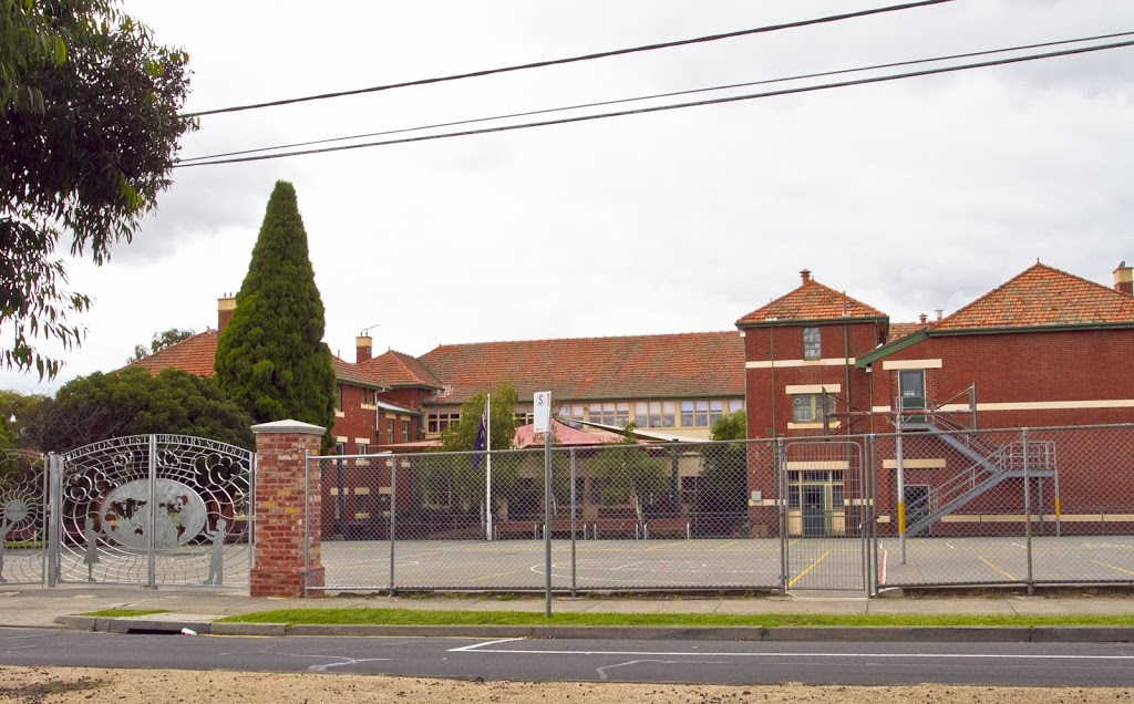 Preston West Primary School | school | 383 Murray Rd, Preston VIC 3072, Australia | 0394701546 OR +61 3 9470 1546