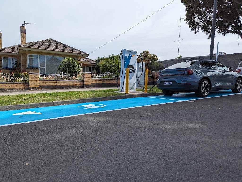 Evie Charging Station | 68 McCartin St, Leongatha VIC 3953, Australia | Phone: 1300 463 843