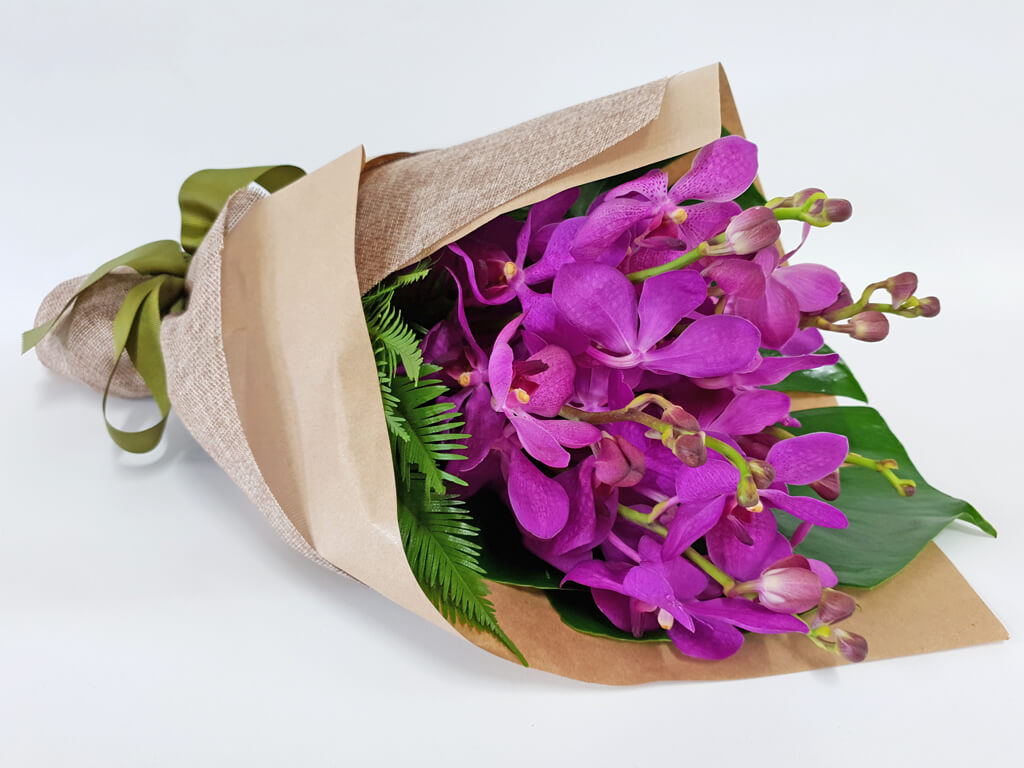 Touchwood Flowers | florist | 4/124 Gordon St, Port Macquarie NSW 2444, Australia | 0265832657 OR +61 2 6583 2657