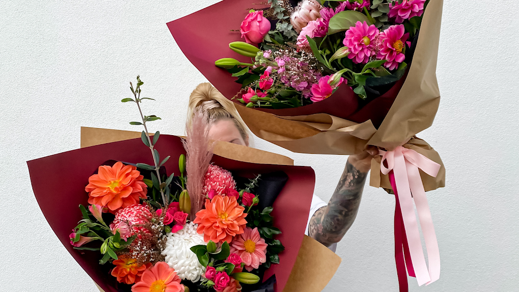 Raising Flowers Flagstone | florist | Shop 10/25 Bushman Dr, Jimboomba QLD 4280, Australia | 0423408250 OR +61 423 408 250