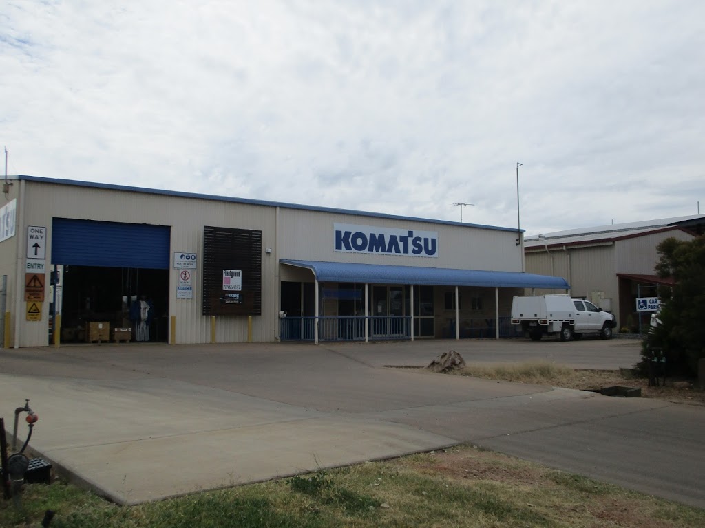 Komatsu Emerald | 91 Macaulay Rd, Emerald QLD 4720, Australia | Phone: (07) 4980 0700