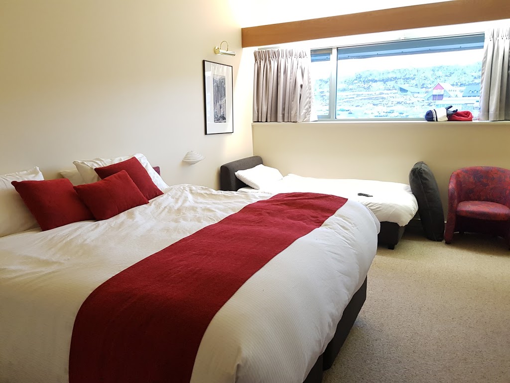 Perisher Valley Hotel | 13 Burramys Rd, Perisher Valley NSW 2624, Australia | Phone: 1300 881 252