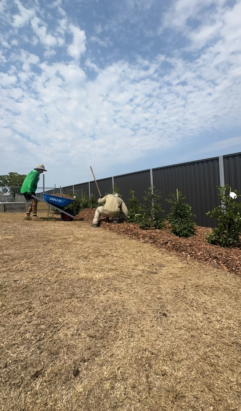 Lou’s Gardening & Landscaping Services | 15 Challenge Ave, Kensington Grove QLD 4341, Australia | Phone: 0424 890 129