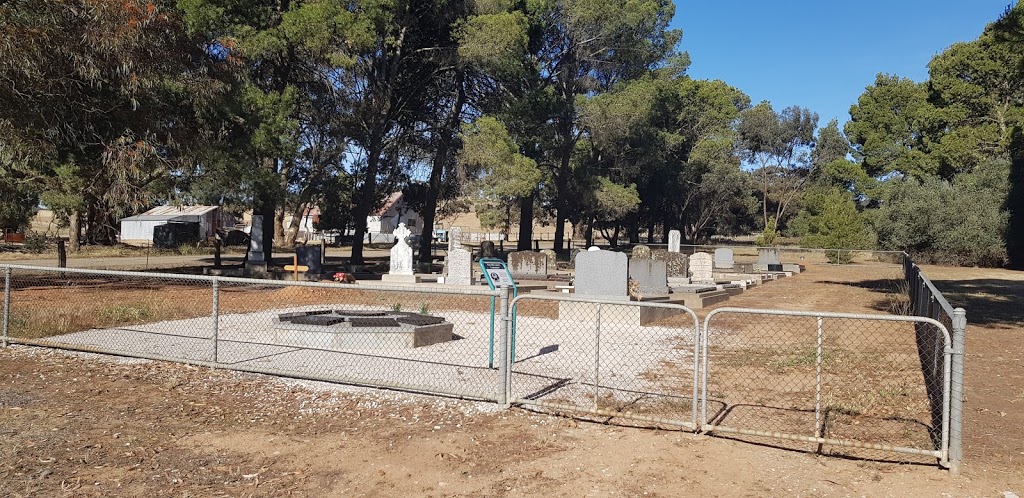 Peters Hill Cemetery | cemetery | Peters Hill Rd, Riverton SA 5412, Australia