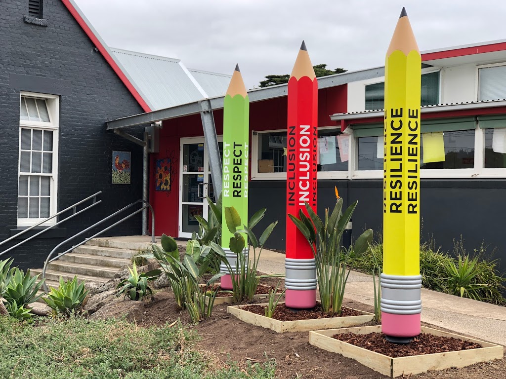 Geelong East Primary School | school | 184 Boundary Rd, Geelong VIC 3219, Australia | 0352484885 OR +61 3 5248 4885