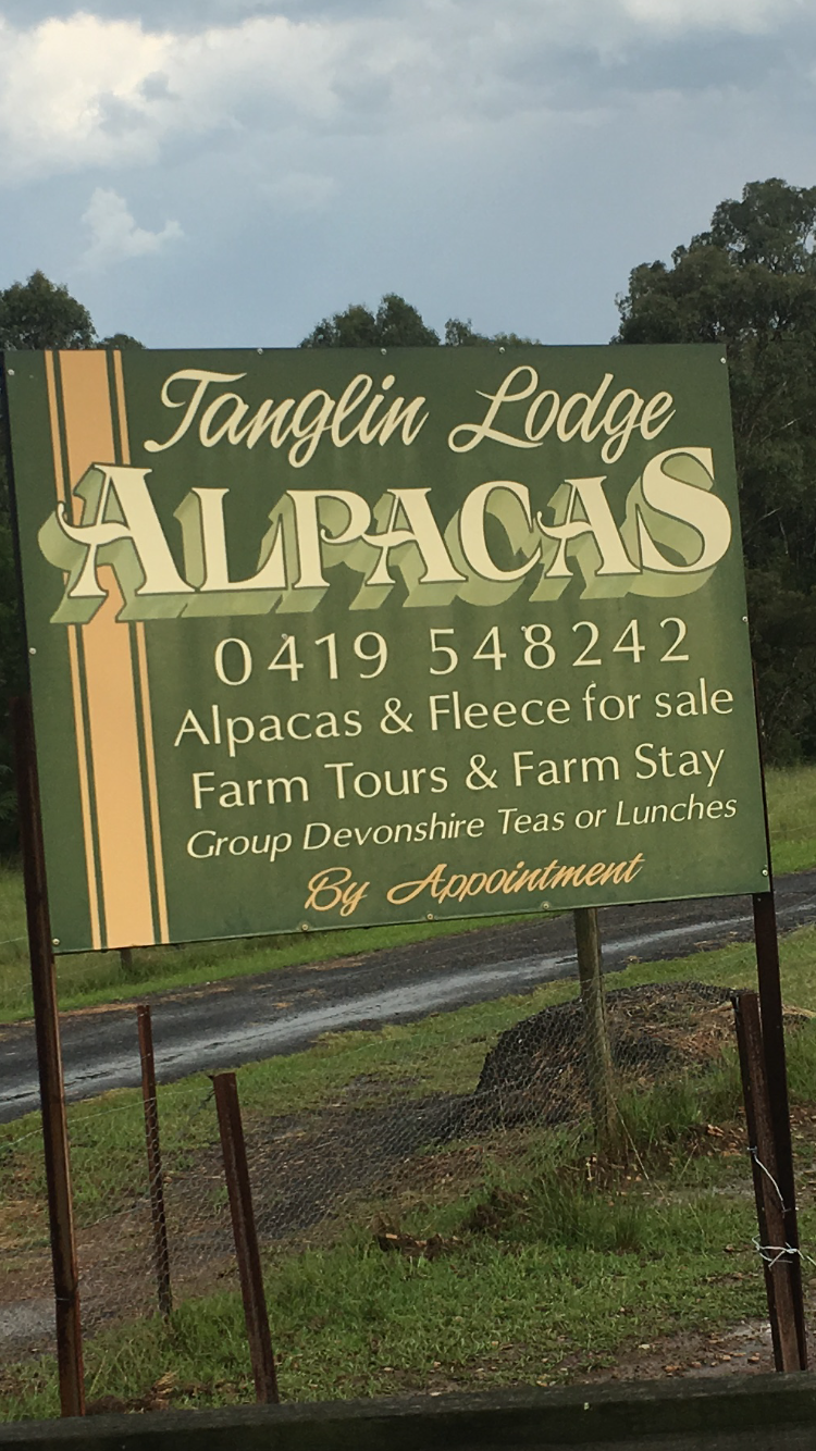 Tanglin Lodge Alpaca | lodging | 128 Tennyson Rd, Tennyson NSW 2754, Australia | 0245766929 OR +61 2 4576 6929