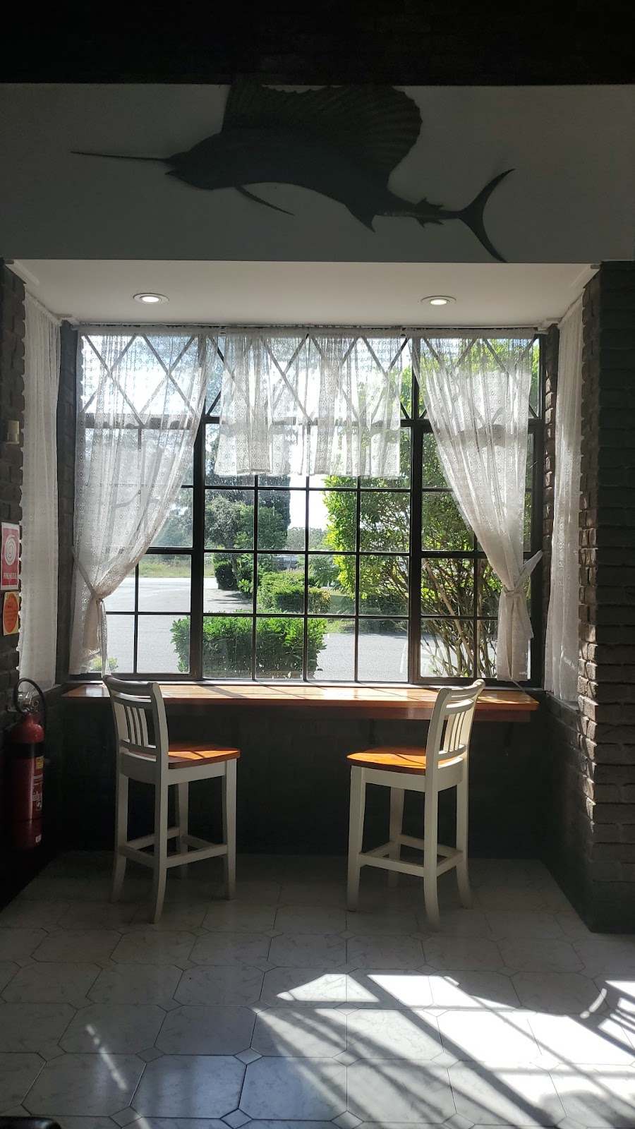 Bistro Nomad | 2259 Pacific Hwy, Heatherbrae NSW 2324, Australia | Phone: (02) 4987 1946