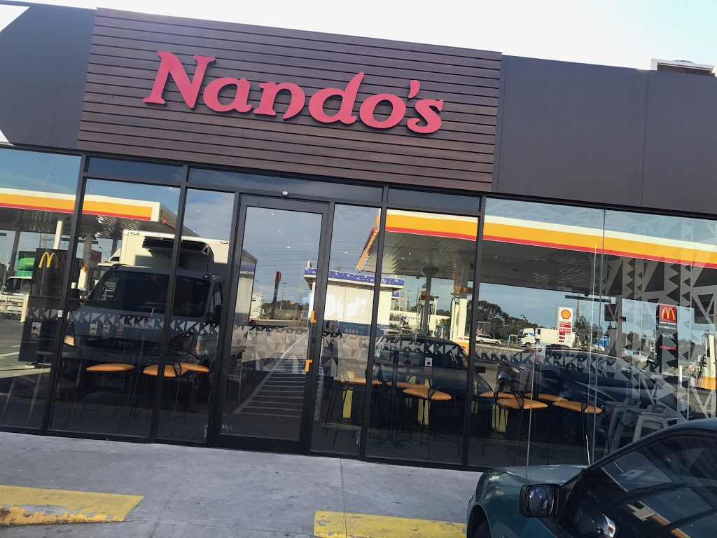 Nandos Laverton | restaurant | Shop 3/2 Little Boundary Rd, Laverton North VIC 3026, Australia | 0393180099 OR +61 3 9318 0099