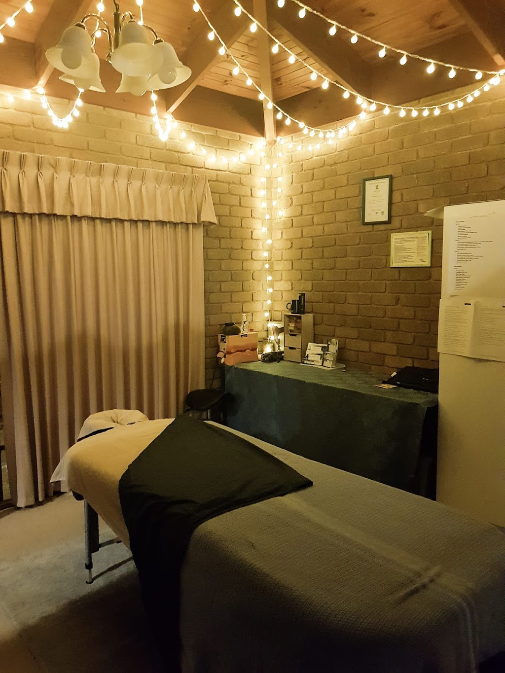 Kezia Manning Massage Therapies - KM|MT | 20 Heritage Ct, Junortoun VIC 3551, Australia | Phone: 0414 522 392