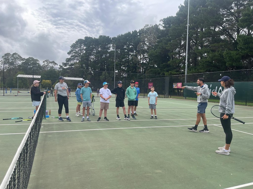Vida Tennis Macedon | 37 Waterfalls Rd, Macedon VIC 3440, Australia | Phone: 0422 240 269