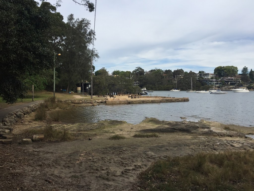 Tambourine Bay Benches | park | 60 Kallaroo Rd, Riverview NSW 2066, Australia