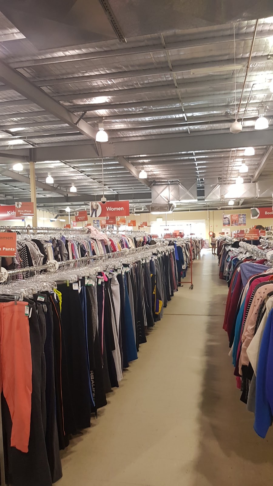 Savers | store | t06/12 - 18 David Witton Dr, Noarlunga Centre SA 5168, Australia | 0883832300 OR +61 8 8383 2300