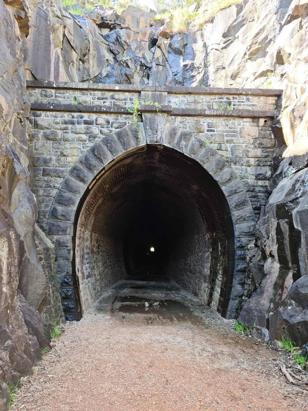 Swan View Tunnel | tourist attraction | Hovea WA 6071, Australia | 0892906100 OR +61 8 9290 6100