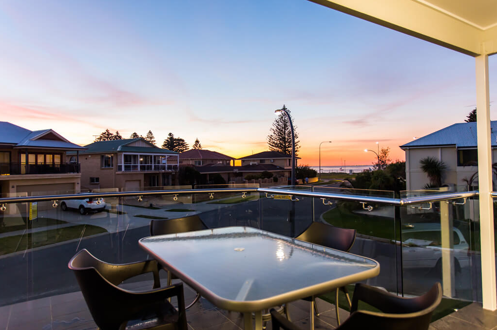 Reflections Apartments | real estate agency | 1 Chalwell St, Rockingham WA 6168, Australia | 0419444787 OR +61 419 444 787