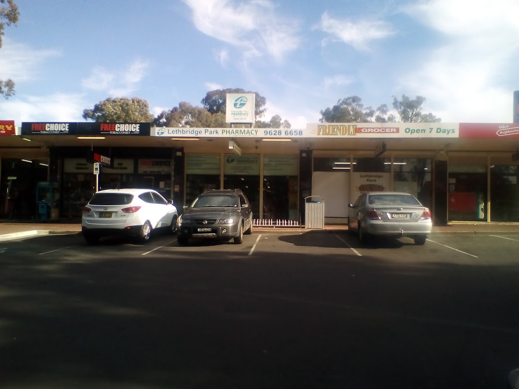 Lethbridge Park Shop | shopping mall | Apia Pl, Lethbridge Park NSW 2770, Australia
