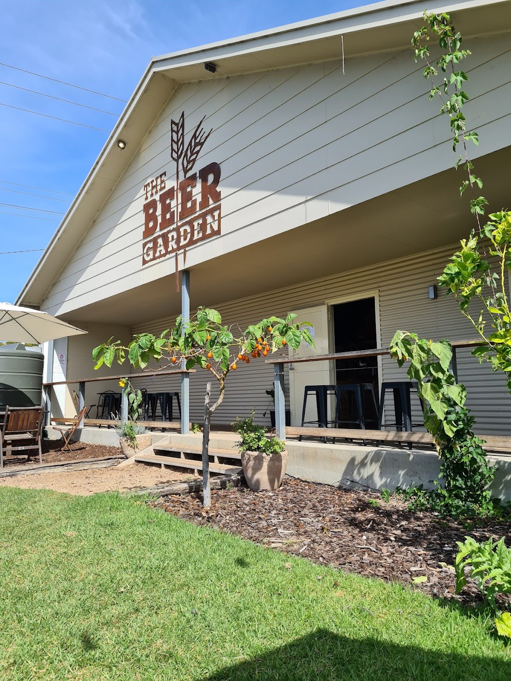 Beer Garden Brewing | bar | 28 London St, Port Lincoln SA 5606, Australia | 0886835303 OR +61 8 8683 5303