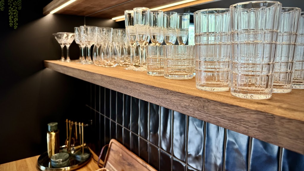 Switchback Stays | 321 Kurrajong Gap Rd, Bethanga VIC 3691, Australia | Phone: 0494 079 554