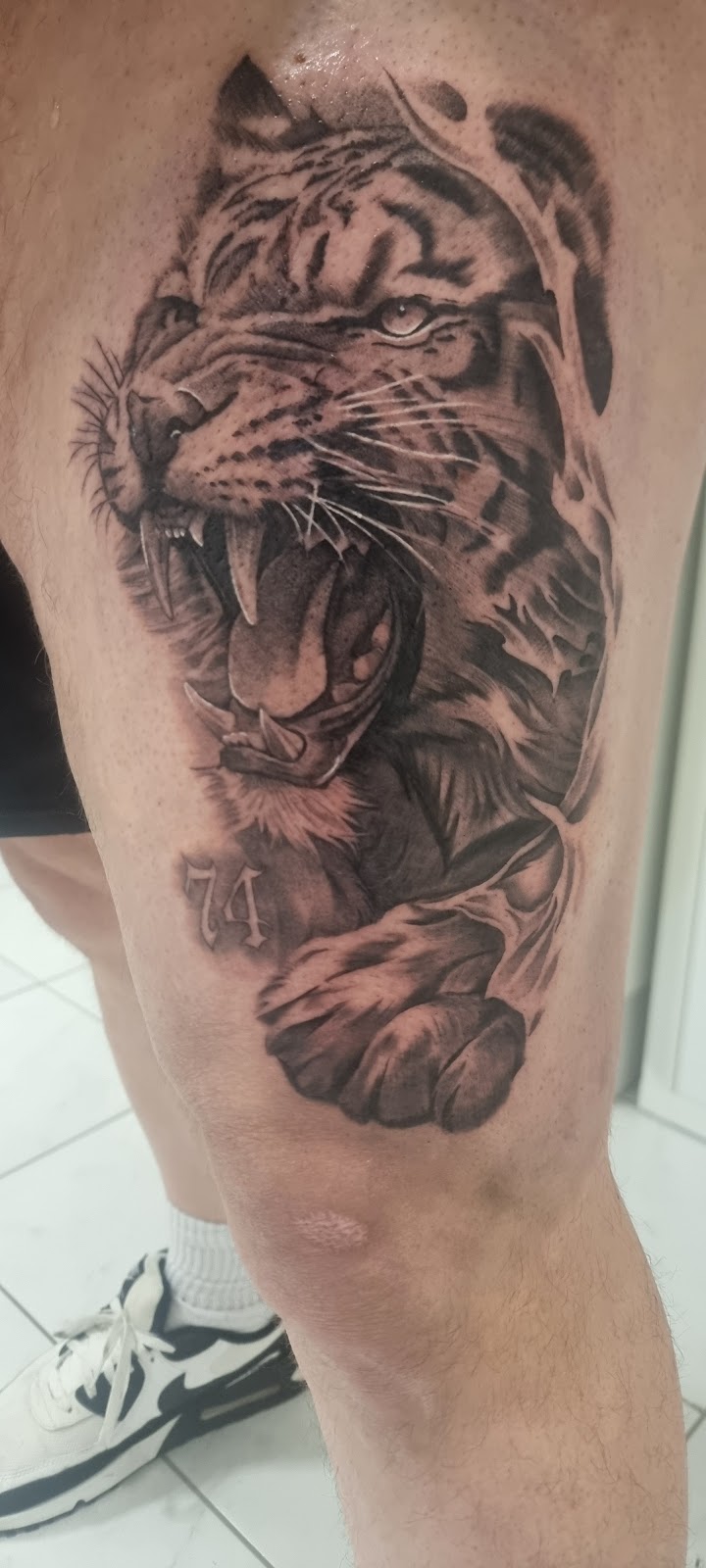 The Gallows Tattoo Studio | shop 4/22 Fisken St, Ballan VIC 3342, Australia | Phone: 0420 486 414