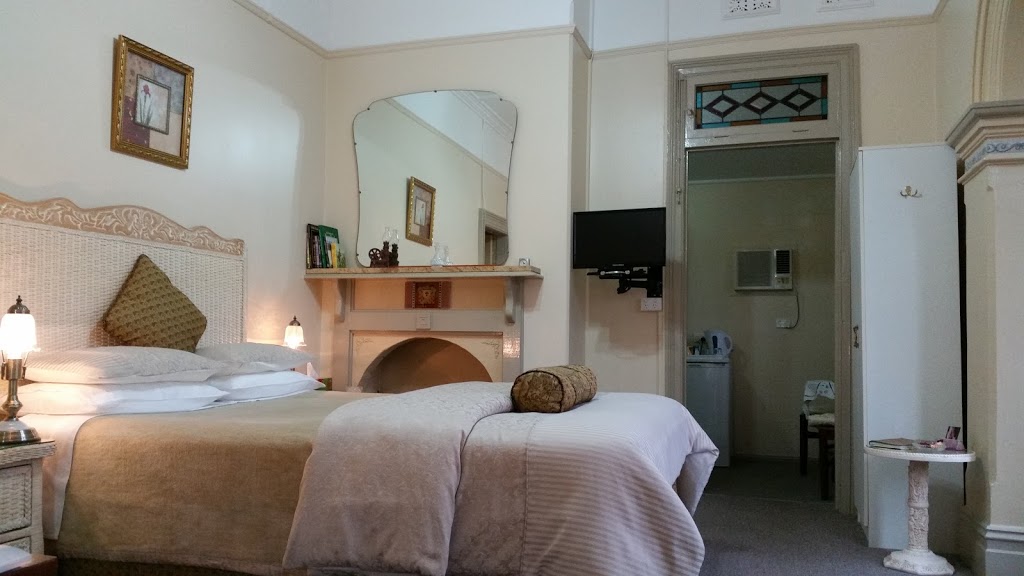 Boutique Motel Sefton House Tumut | lodging | 29A Richmond St, Tumut NSW 2720, Australia | 0269475790 OR +61 2 6947 5790