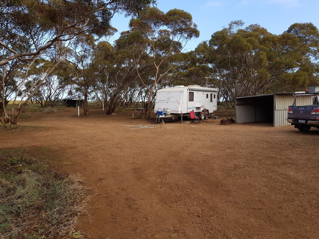 Baroota Camping Park | campground | 57 buggy road, Baroota SA 5495, Australia | 0439558374 OR +61 439 558 374