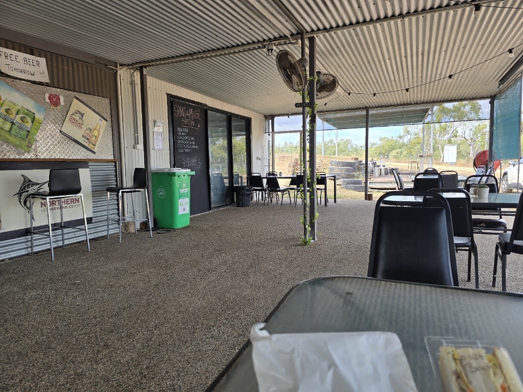 Belyando Crossing Roadhouse | Lot 3 Gregory Developmental Rd, Llanarth QLD 4820, Australia | Phone: (07) 4983 5269