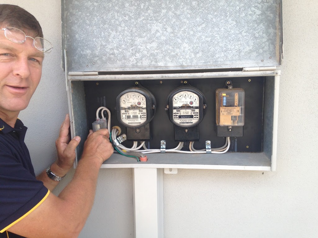 Barrys Electrical Contracting | 2 Thomas Pl, Upper Kedron QLD 4055, Australia | Phone: (07) 3851 0203