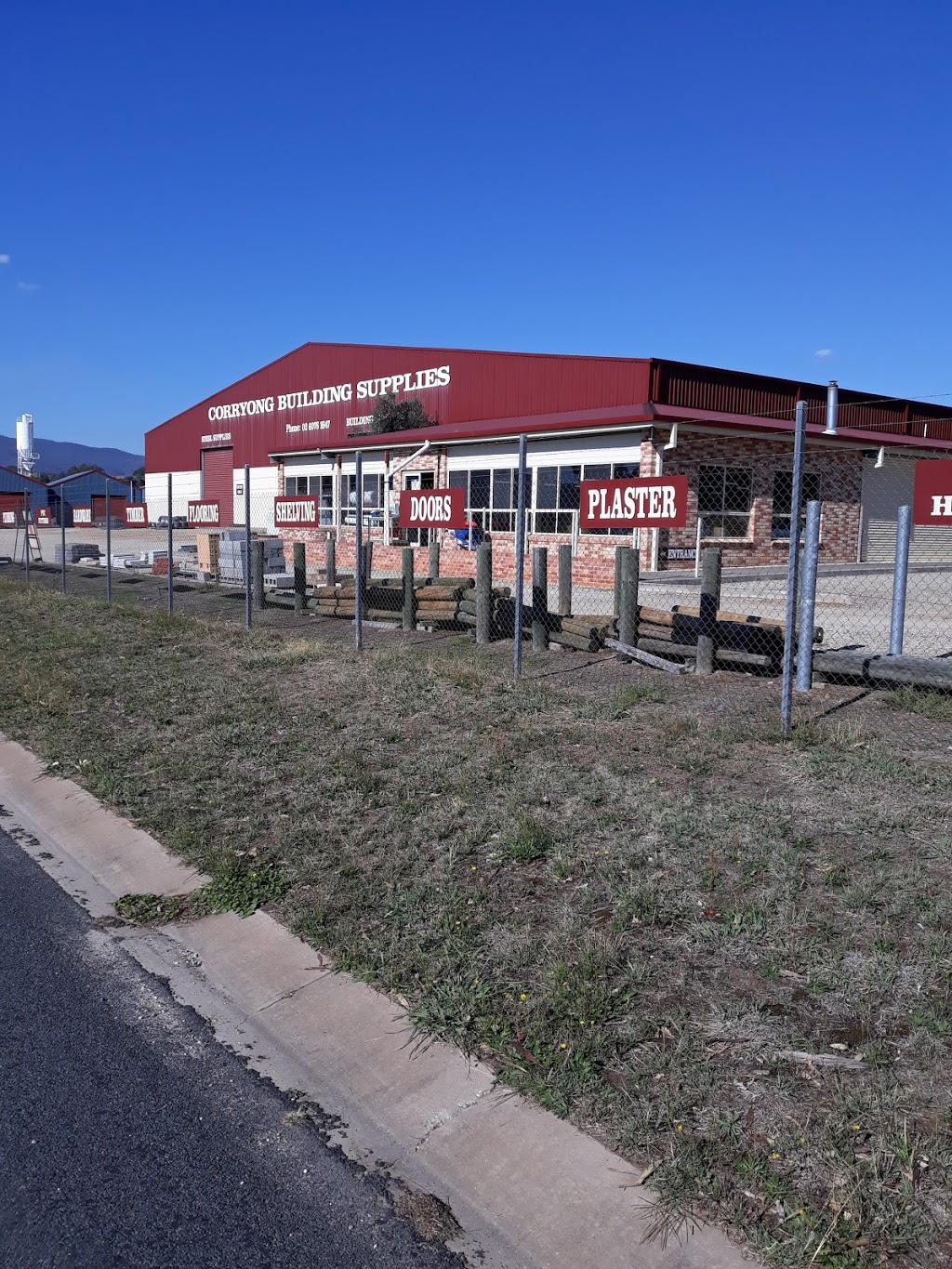Corryong Building Supplies | store | 1 Boundary St, Corryong VIC 3707, Australia | 0260761647 OR +61 2 6076 1647