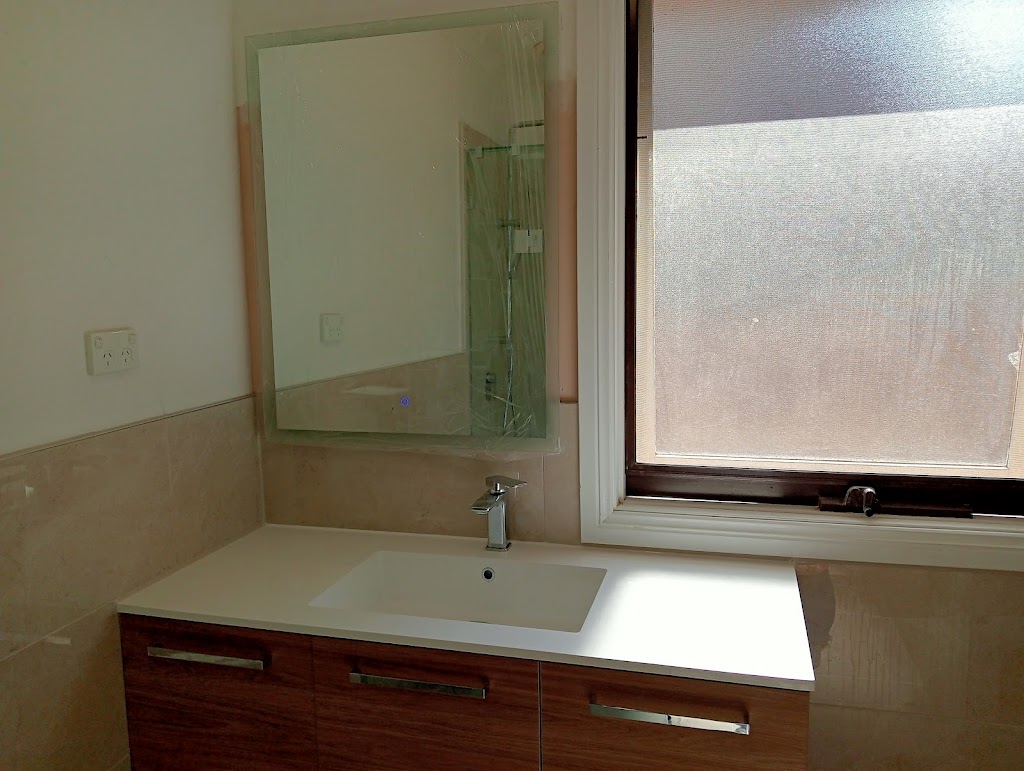 MRT Bathroom Renovations | 20 Silver Gum Dr, Pakenham VIC 3810, Australia | Phone: 0466 361 887