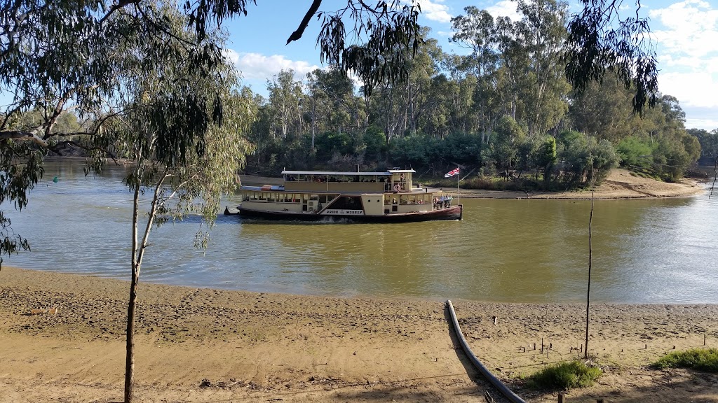 Maidens Inn Holiday Park Moama | 100 Chanter St, Moama NSW 2731, Australia | Phone: (03) 5482 5235