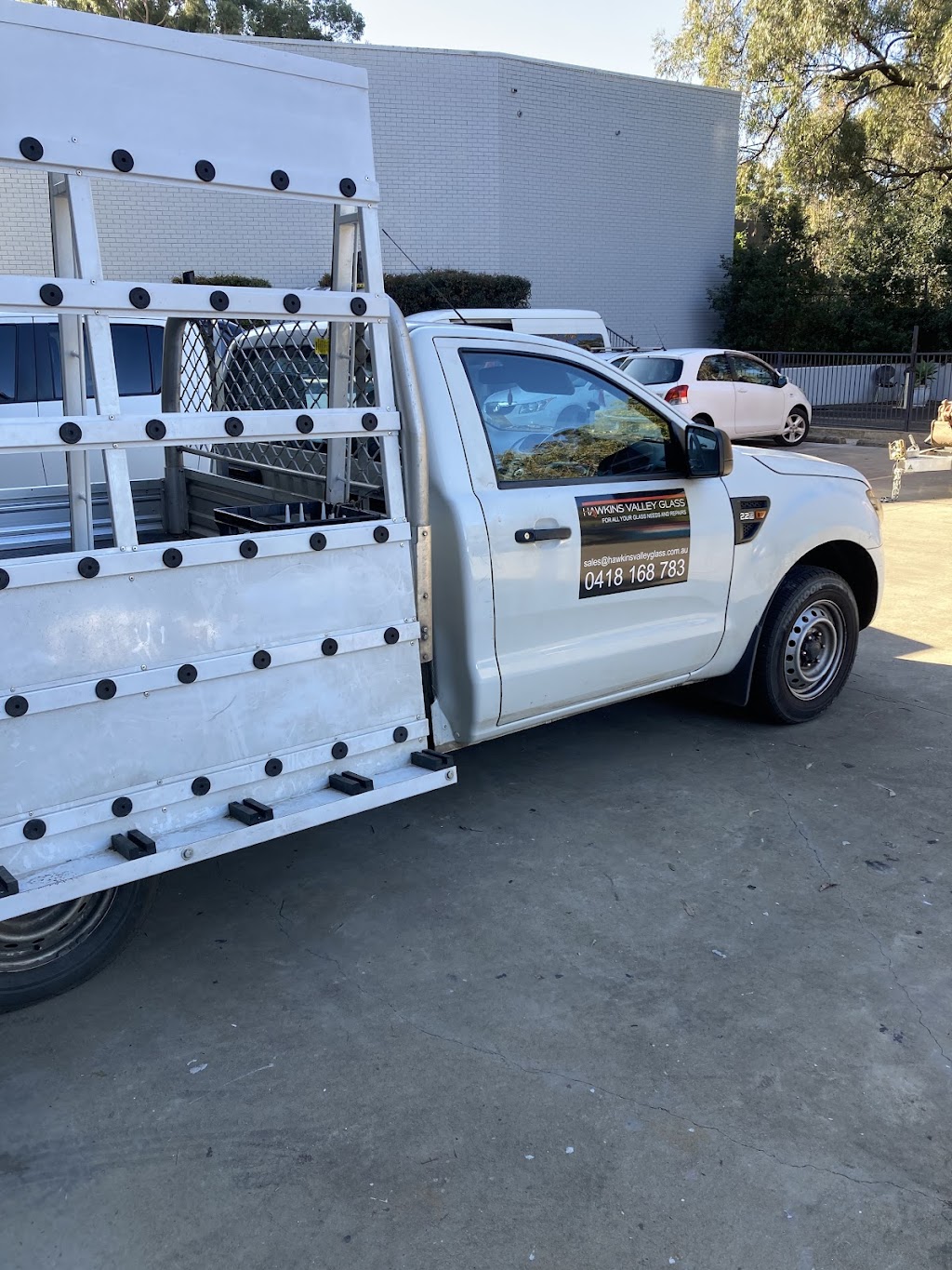 Hawkins Valley Glass | 66a Kurrajong Rd, Kurrajong NSW 2758, Australia | Phone: 0418 168 783