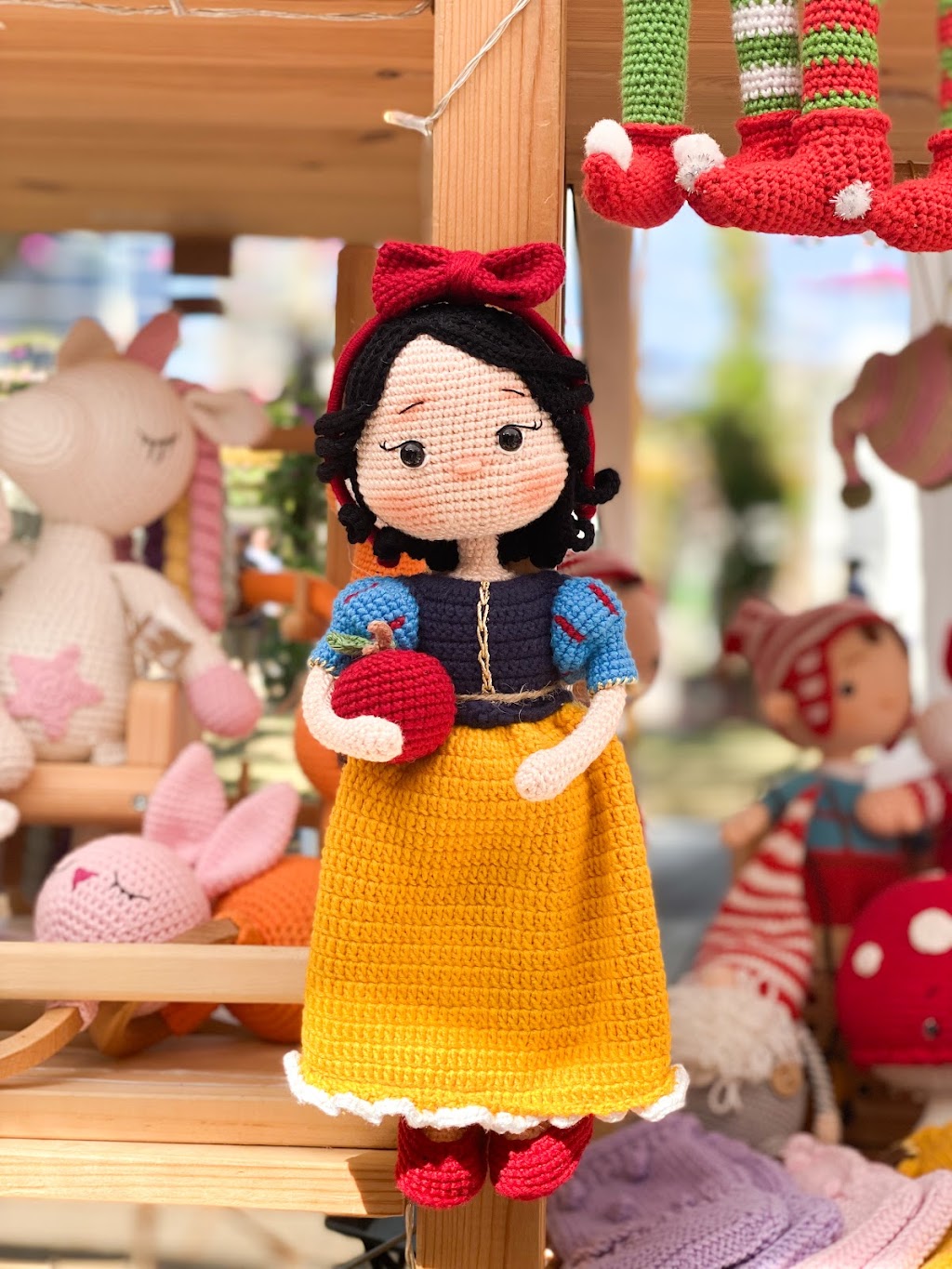 KNITTINGARDENN | 15 John Storey Court, Park Ridge QLD 4125, Australia | Phone: 0479 030 074