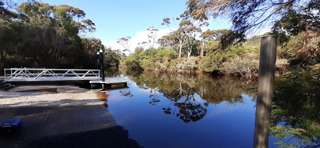 Donnelly River Boat Ramp | point of interest | Boat Landing Rd, Yeagarup WA 6260, Australia | 0897761207 OR +61 8 9776 1207