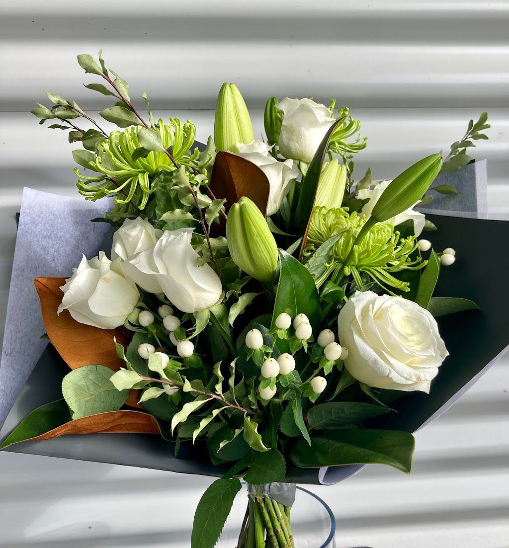 Petals On Darby | florist | 22-24 Mees St, Cowra NSW 2794, Australia | 0488424884 OR +61 488 424 884