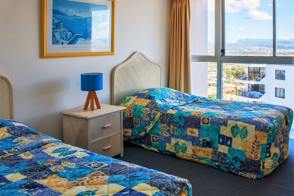 Cashelmara Beachfront Apartments | 170 The Esplanade, Burleigh Heads QLD 4220, Australia | Phone: (07) 5535 0311