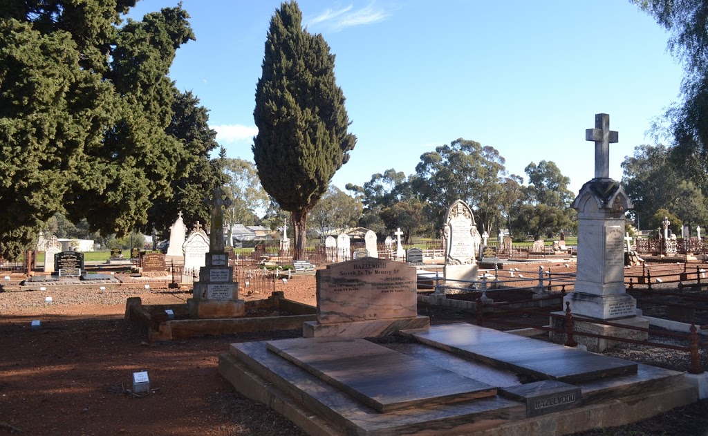 Jamestown Cemetery | cemetery | 197 Irvine St, Jamestown SA 5491, Australia