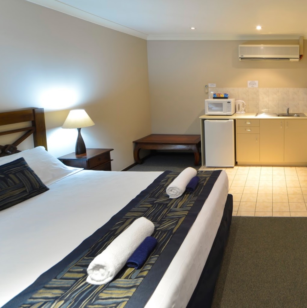 Wattle Grove Motel | lodging | 610 Welshpool Rd E, Wattle Grove WA 6107, Australia | 0893591119 OR +61 8 9359 1119