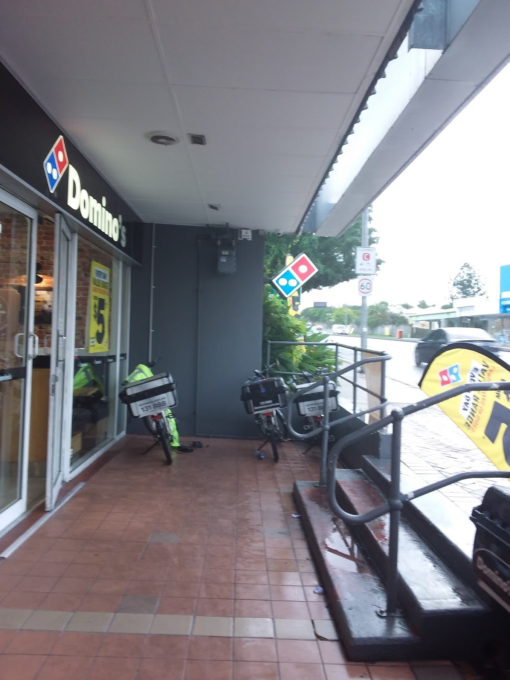 Dominos Pizza Newmarket | Shop 1/104-110 Enoggera Rd, Newmarket QLD 4051, Australia | Phone: (07) 3513 4700