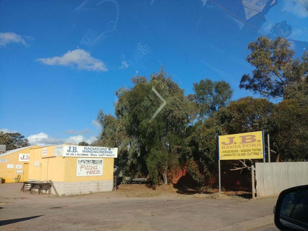 JB Radiators & Windscreen Service | car repair | 51-53 Victoria Parade, Port Augusta SA 5700, Australia | 0886422662 OR +61 8 8642 2662