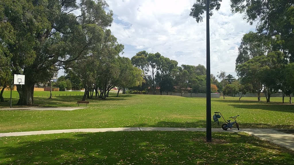 Wheeler Park Reserve and Playground | park | 10/12 Hyam St, Hamilton Hill WA 6163, Australia