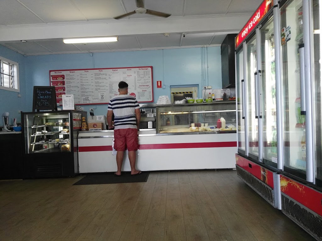 Red Dolphin Seafoods | 17 Margate Parade, Margate QLD 4019, Australia | Phone: (07) 3284 8703