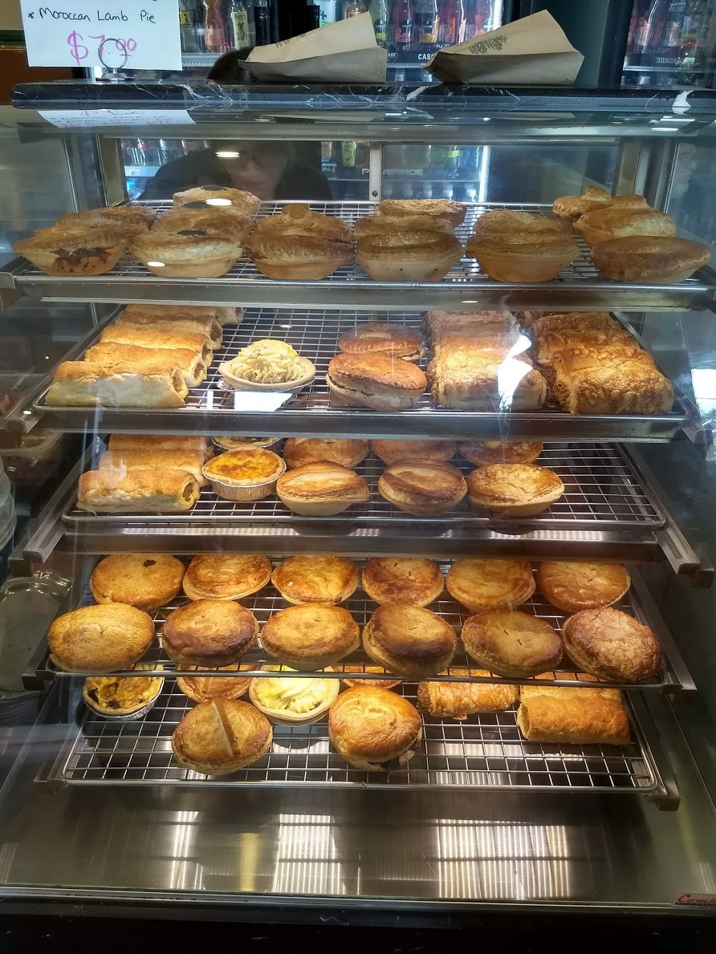 Pierre’s Patisserie | bakery | 8/1380 Pacific Hwy, Turramurra NSW 2074, Australia | 0294492756 OR +61 2 9449 2756