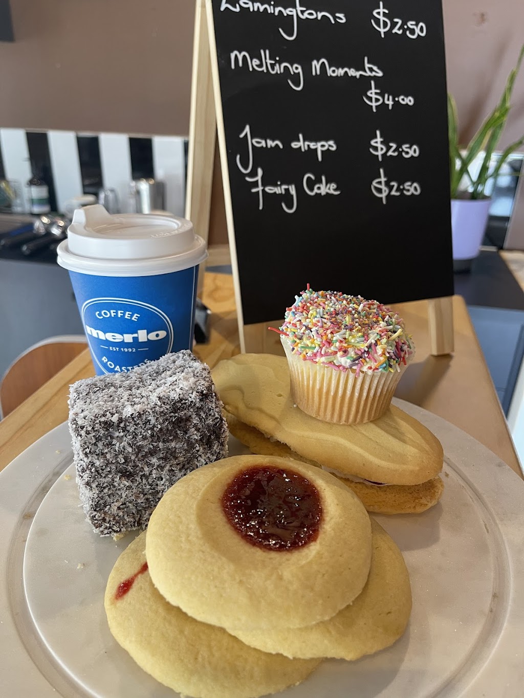 Core Café | cafe | 6/1500 Brisbane Valley Highway, Fernvale QLD 4306, Australia | 0404368302 OR +61 404 368 302