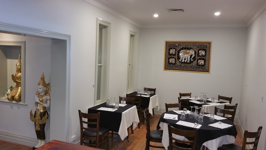 Thai House Restaurant | restaurant | 22 Rose Ave, Norlane VIC 3214, Australia | 0352428464 OR +61 3 5242 8464