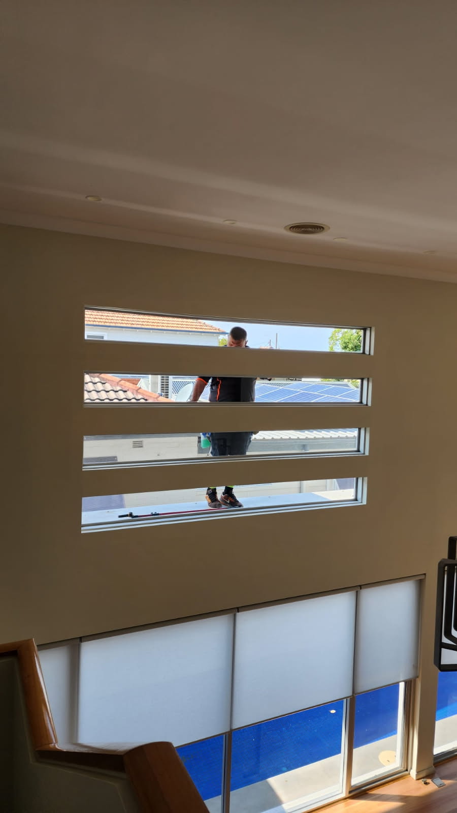 Cox Window Cleaning | 14 Bolwarra Rd, Bolwarra NSW 2320, Australia | Phone: 0420 294 320