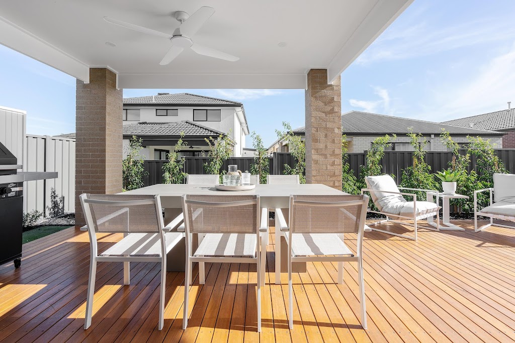 Sandford 42 | Porter Davis Display Home | Minta Estate | 28 Soho Bvd, Berwick VIC 3806, Australia | Phone: (03) 8751 2971