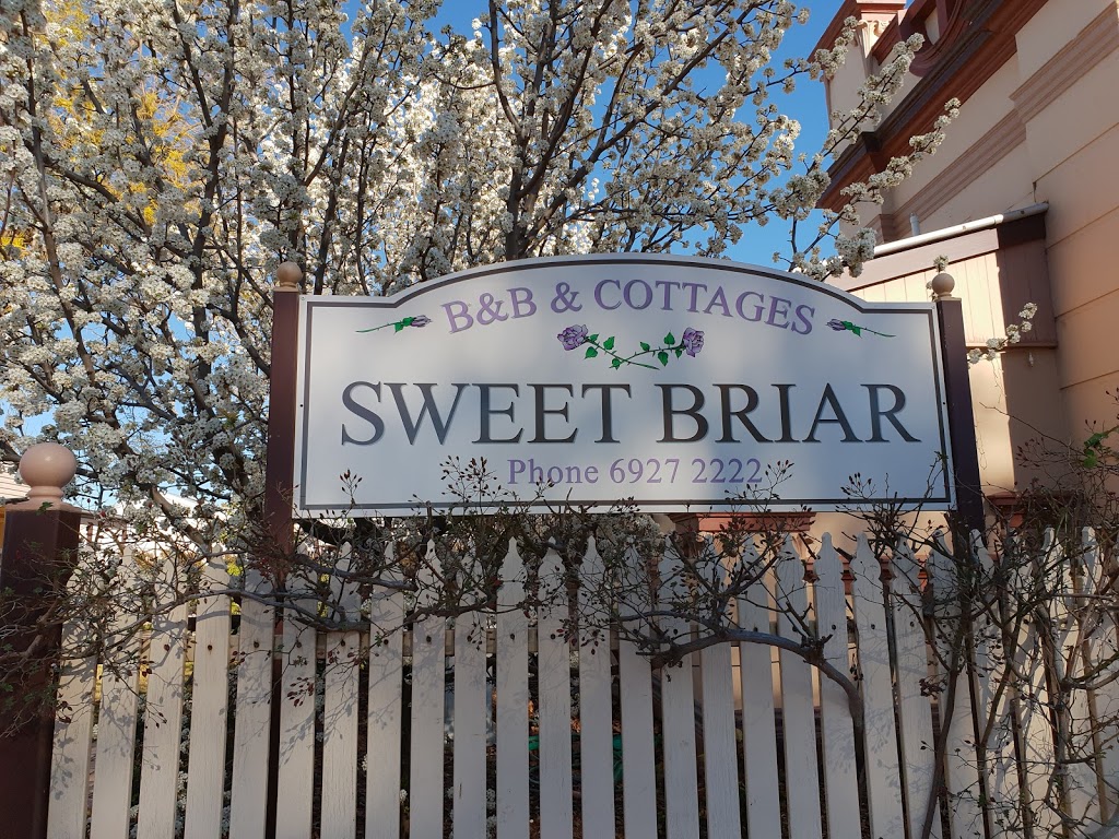 Sweet Briar B & B and Cottages | 130 Cowabbie St, Coolamon NSW 2701, Australia | Phone: (02) 6927 2222