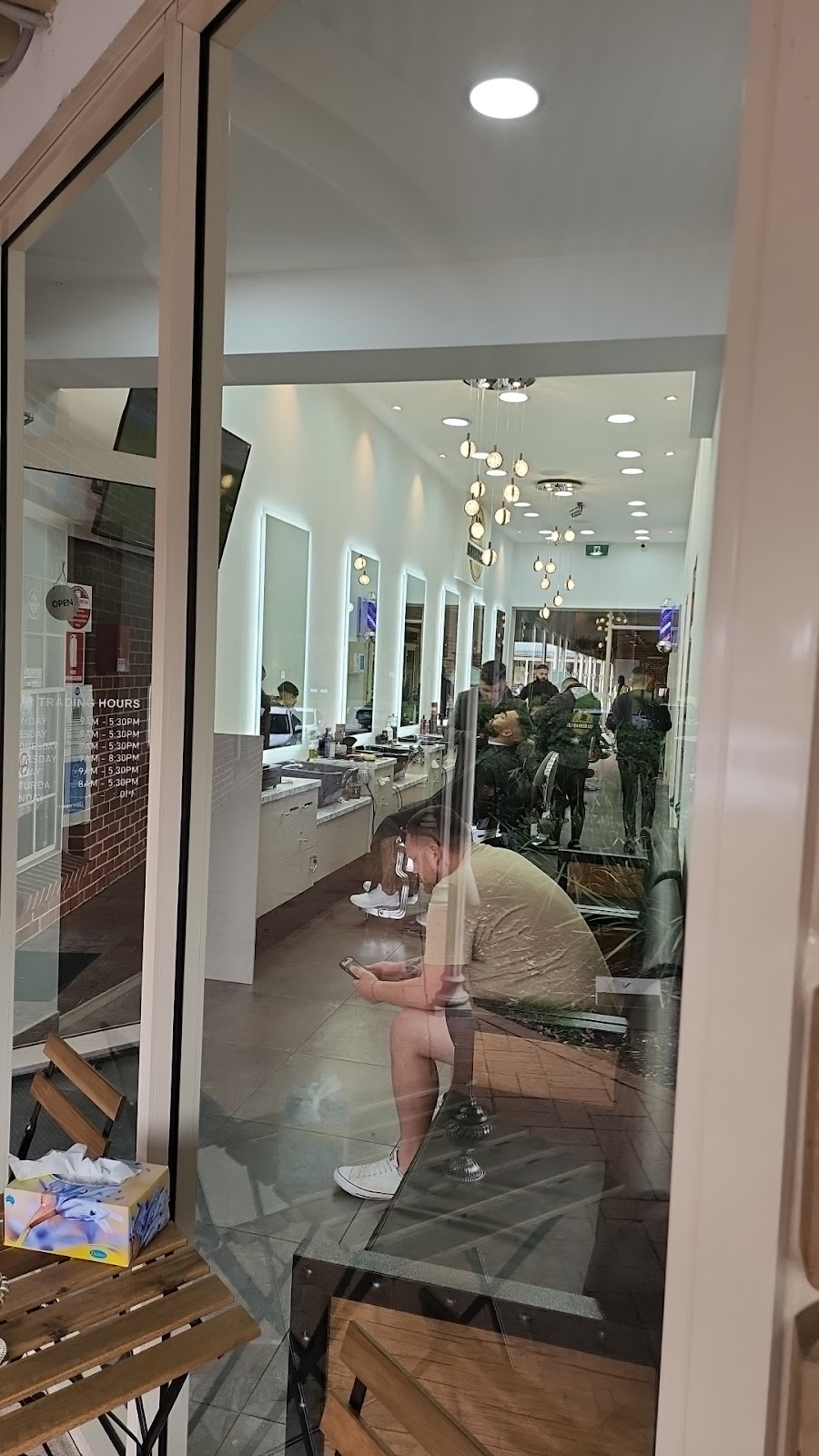 J & J Barber Shop Abbotsbury | Shop 7/60 Stockdale Cres, Abbotsbury NSW 2176, Australia | Phone: (02) 9610 7809