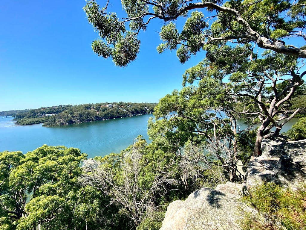 Websters Lookout | Oatley Park, Oatley NSW 2223, Australia | Phone: (02) 9330 6400