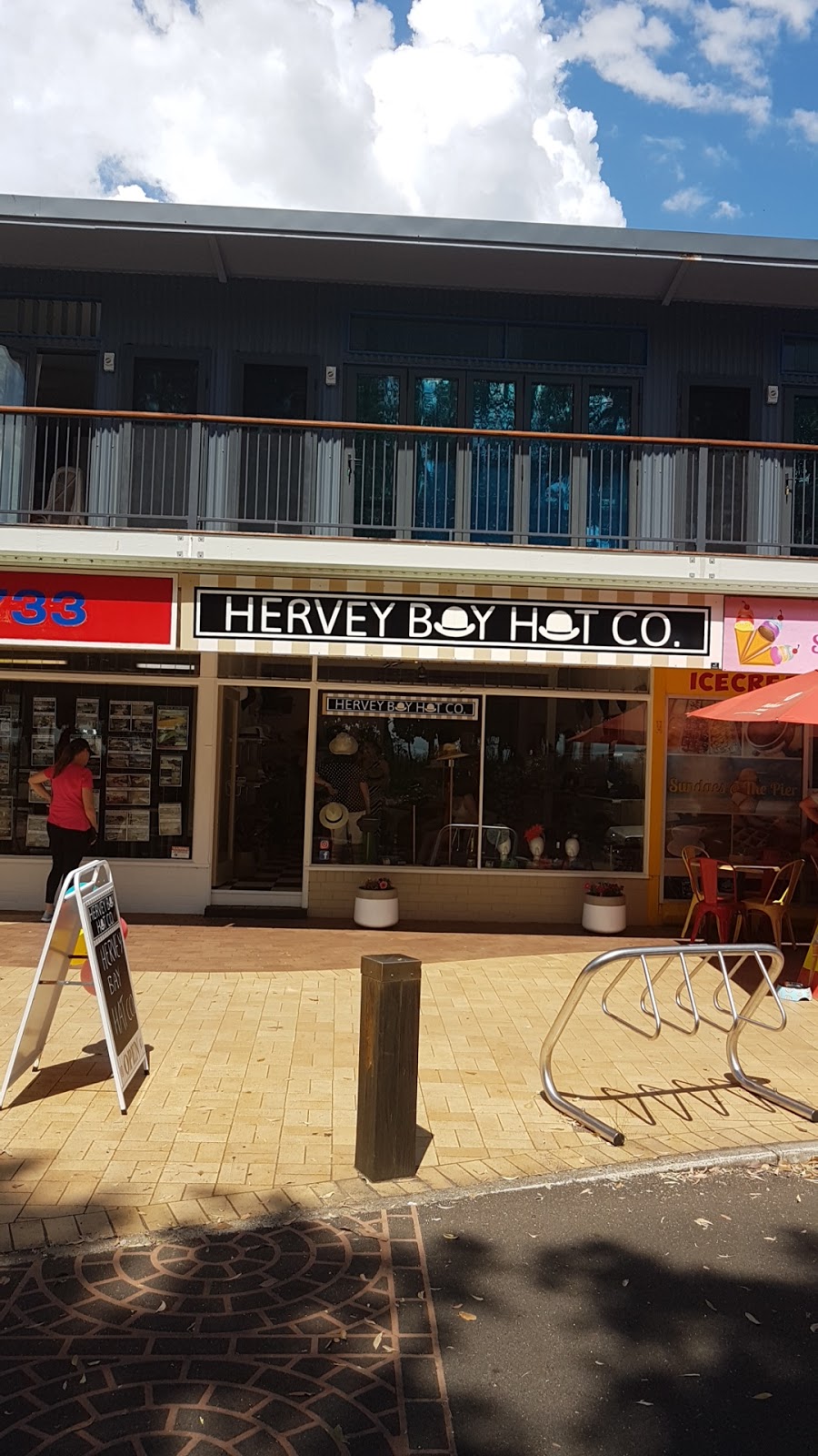 Hervey Bay Hat Co. | clothing store | 577 Charlton Esplanade, Urangan QLD 4655, Australia | 0488002545 OR +61 488 002 545