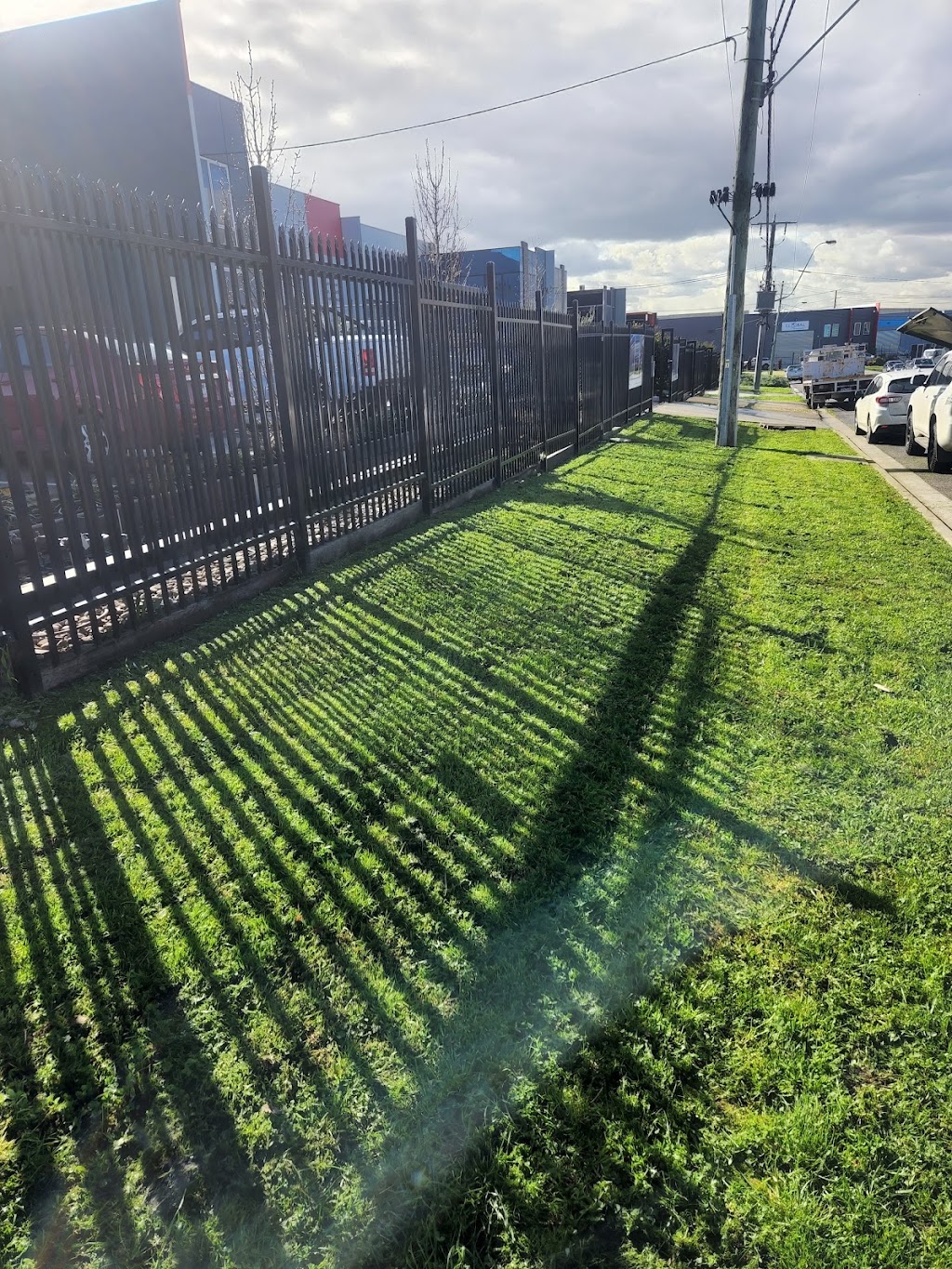 DP Mowing & Garden Care | 32 Flaxen Hills Rd, Doreen VIC 3754, Australia | Phone: 0455 742 323